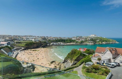 Newquay City Centre House | Beachfront Townhouse, Lovely Sea Views, Newquay
