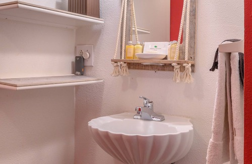 Bluff Heights Bed & Breakfast | Beachrunners Inn