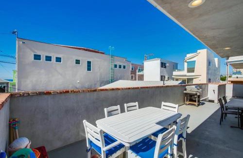 Mission Beach House | Beachy Keen 2