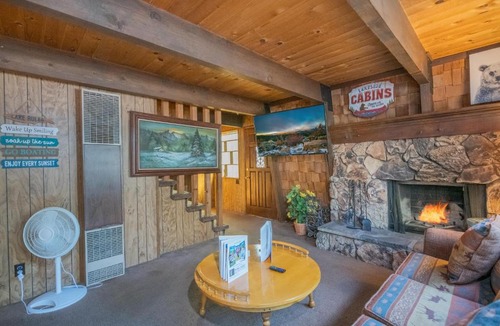 Big Bear City House | Bear Country Cabin