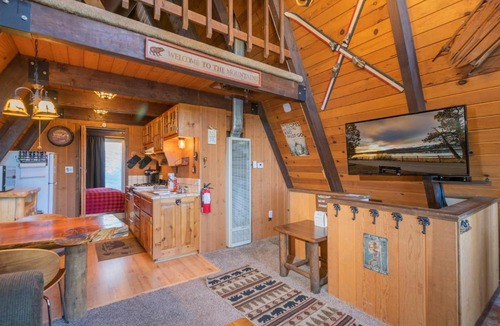 Big Bear Lake House | Bear Mountain Summit Lodge