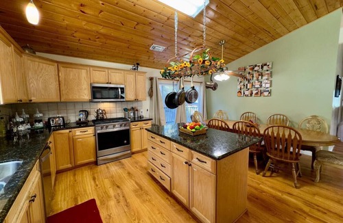 Pine Mountain Club Cabin | Bear Necessities: Retreat at Roaming Bear Lodge