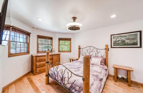 Fox Farm House | Bears Palace at Big Bear - Swim Spa - Games - Central Luxe Chalet Retreat
