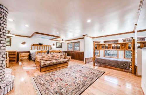 Fox Farm House | Bears Palace at Big Bear - Swim Spa - Games - Central Luxe Chalet Retreat