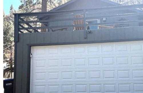 Wrightwood House | Beary Cozy Cabin, 3-bdrm house in Wrightwood with WiFi. EV charger
