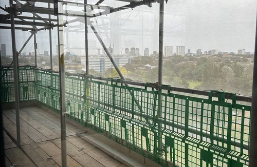Tower Hamlets Apartment | Beautiful 1 Bedroom with Balcony Near Mile End