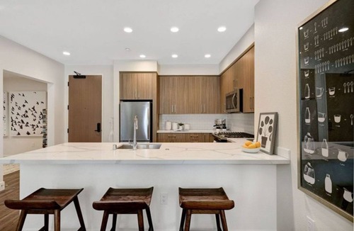Heritage District Condo | Beautiful 2BR Condo in the heart of Downtown Sunnyvale