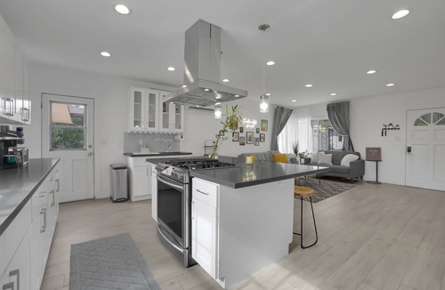 El Monte House | Beautiful 3 Bed Home Near LA & OC w/Big Backyardn