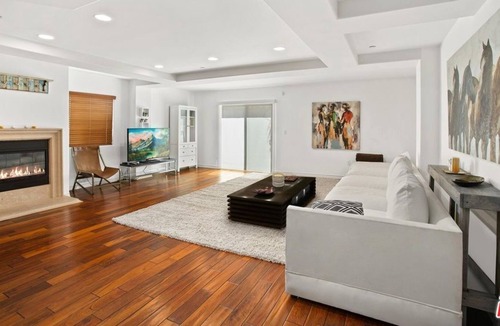 West Hollywood Condo | Beautiful 3 Br. Condo L-(74376) by Houzlet