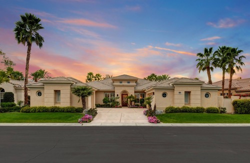 La Quinta House | Beautiful 5 Bedroom Vacation Retreat Home LQ113 LIC#110300