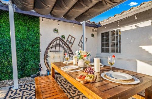 Bermuda Dunes House | Beautiful 5BR Home Game Room Pool Bocce Court