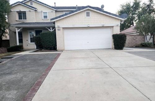 Quartz Hill Apartment | Beautiful All Private GuestSuite