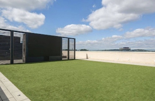 Wembley Park Apartment | Beautiful apartment for 4 guests with WIFI, TV and terrace