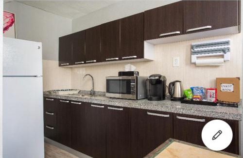 Downtown Los Angeles Apartment | Beautiful Apartment in the heart of Koreatown!