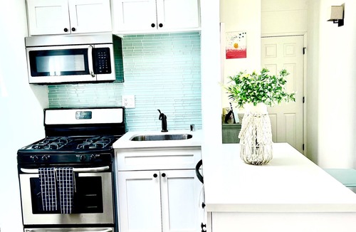 Sand Section Apartment | Beautiful Beach Cottage with Ocean Views!