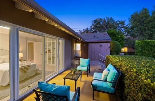 Arcadia House | Beautiful big house: 5bedrooms with pool in Arcadia