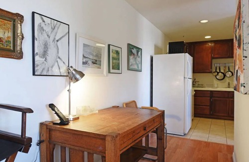 Playa Del Rey Condo | Beautiful & Comfy Beach Getaway - Queen Bed - Pkg!