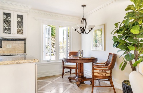 Corona del Mar Condo | Beautiful condo in the heart of CDM just one block from the beach!