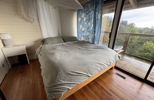 Berkeley Cottage | Beautiful Cottage in the Nature