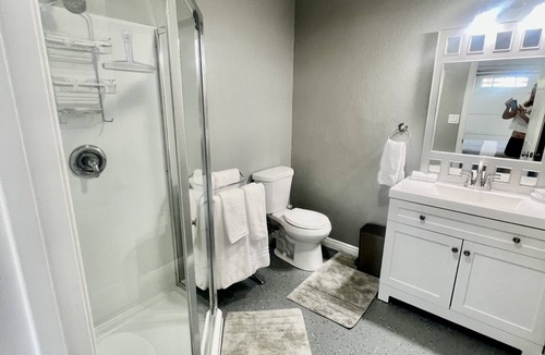 Del Mar Apartment | Beautiful Del Mar Beach Studio 2 blocks to Sandy Beach