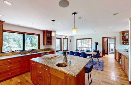 Freestone House | Beautiful dog-friendly Sebastopol home w/private pool & game room