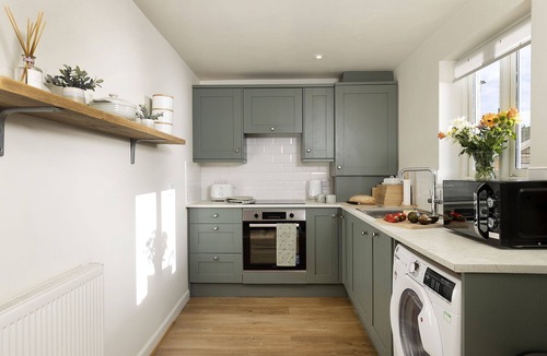 Broadway Cottage | Beautiful dog friendly holiday cottage in picturesque village - Tower View