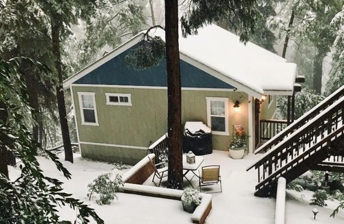 Crestline House | Beautiful guesthouse in Crestline