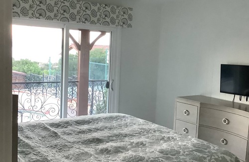 Lakeland Village House | Beautiful home with beautiful view to the lake