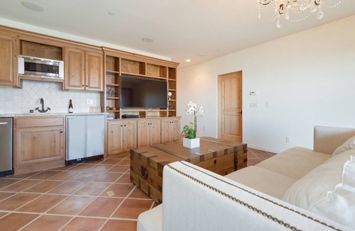 Eastern Malibu Villa | Beautiful La Costa Villa
