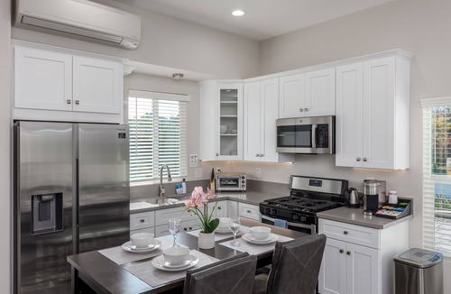 Kit Carson House | Beautiful New Home with Large Balcony & Views!
