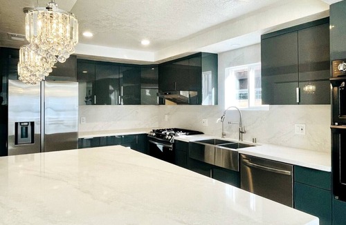 Channel Islands House | Beautiful newly remolded Waterfront Retreat with Coastal Elegance