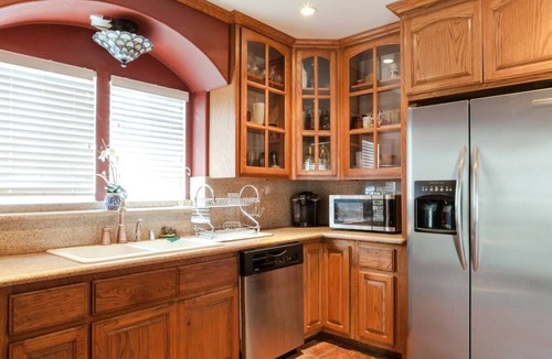 El Rancho House | Beautiful Oasis Centrally Located
