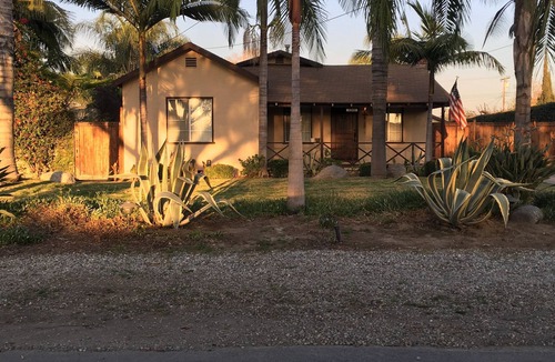 El Rancho House | Beautiful Oasis Centrally Located