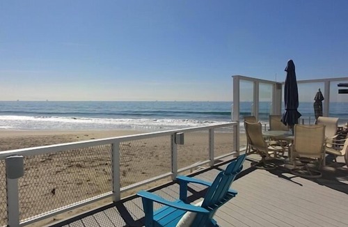 Toro Canyon House | Beautiful Oceanfront Home with Jacuzzi
