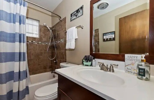 Crestline Cabin | Beautiful open cabin with mountain views and just 2 minutes from Lake Gregory