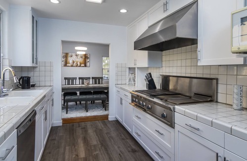 Valley Village House | Beautiful private house W/Spa& pool @ heart of LA