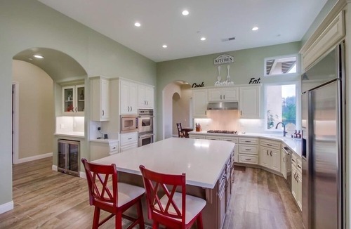 Kit Carson House | Beautiful property overlooking vineyards and golf course. Lots of amenities!