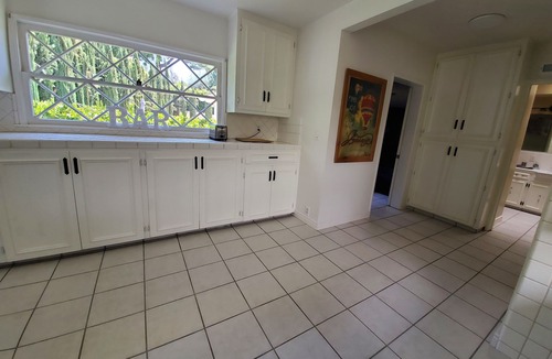 Fullerton House | Beautiful Ranch Home Retreat Park Like Setting on 3/4 AcrenClose to Disneyland