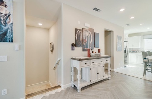 Ivey Ranch - Rancho Del Oro House | Beautiful Smart Home located Minutes from the Beach!