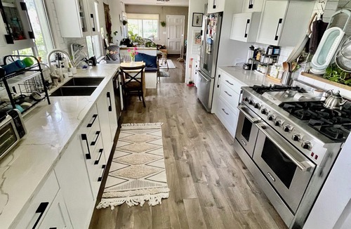 NoHo Arts District House | Beautiful Spacious Family Home in North Hollywood
