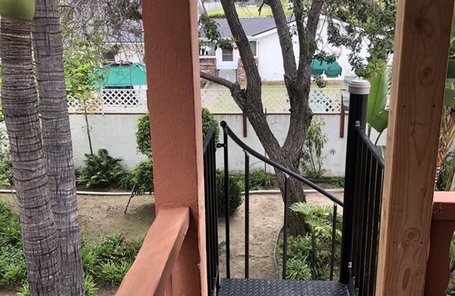 Downey Apartment | Beautiful studio with nice jacuzzi and steam bath in the shower