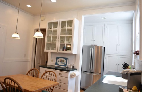 Alameda House | Beautiful Victorian Home- In the heart of Alameda. Minutes from San Francisco