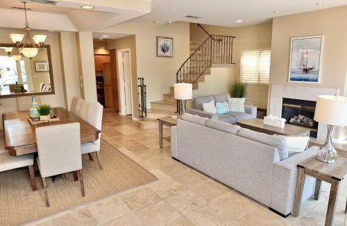Belmont Shore House | Beauty by the Beach - SoCal Fun
