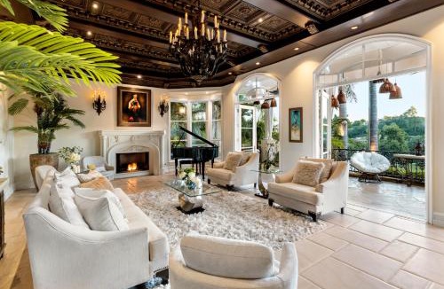 Bel Air Villa | Bel Air Luxury Villa 6 bedrooms entire house Los Angeles