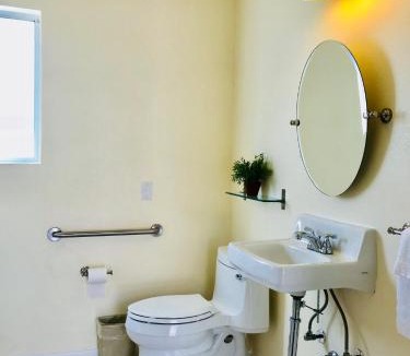 Camarillo Hotel | Bella Capri Inn and Suites
