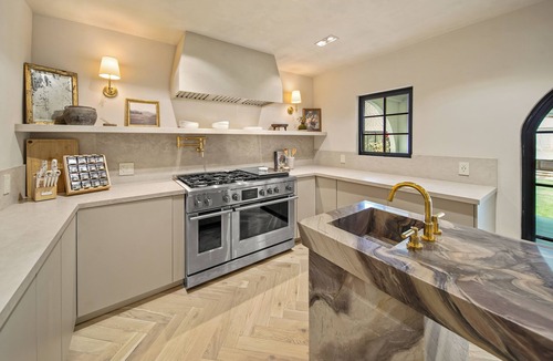 La Brea Villa | Bella Villa - Spanish Contemporary Villa Where Comfort Meets Luxury
