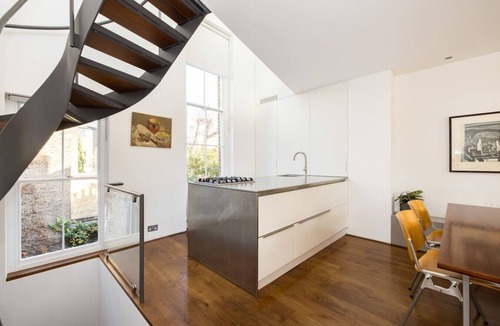 Norland House | Bellevue Notting Hill 2 Bed by Holland Park