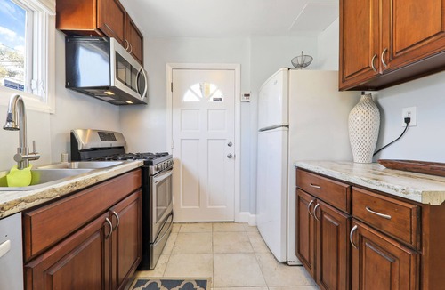 Laguna Beach House | Best location! 1 blocks from the Beach, walkway to just about anywhere, secluded