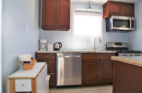 Laguna Beach House | Best location! 1 blocks from the Beach, walkway to just about anywhere, secluded