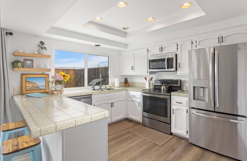 Solana Beach House | BEST Location! 3Bd Beach Home in Private Beachfront Community
